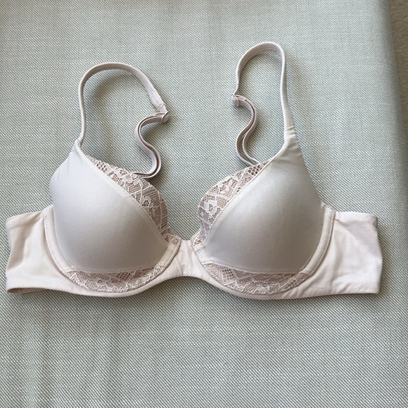 2 Victoria's Secret lined Demi bras  | Lightly lined | 34A - Picture 6 of 10